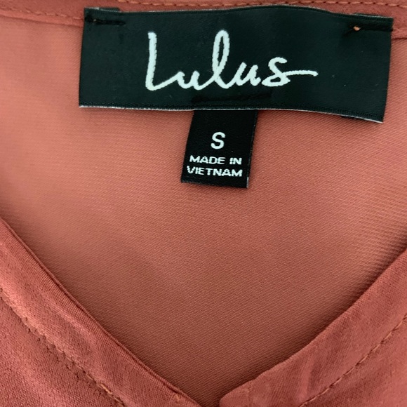 Lulus Button Down Top NWOT - Picture 2 of 4